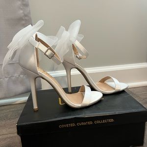 Perfect bridal shoes 🤍